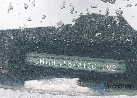 2010 Mazda Mazda3 S Grand Touring z USA, uszkodzony, nr VIN JM1BL1S64A1201192